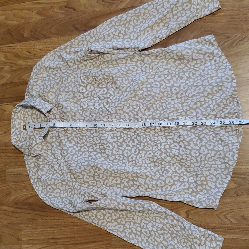 J. Crew Tan Leopard Animal Print Button Down Cotton Shirt Womens Size S - Picture 6 of 12